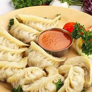 Veg Steam Momos [8 Pcs] + Special Tea