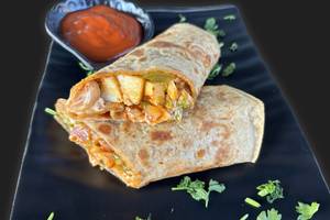 Chilly paneer roll
