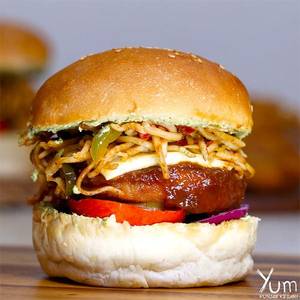 2 Noodles Tikki Burger
