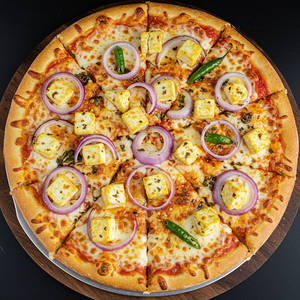 Classic paneer onion pizza