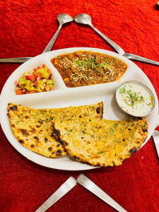 Chola Kulcha Combo