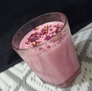 Rose gulkand shake