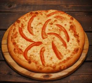 Tomato pizza