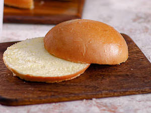 Karachi Maska Bun