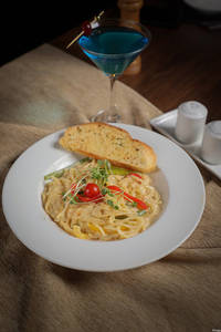 Creamy Paprika Spaghetti