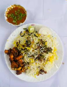 Kaju paneer biryani