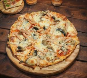 8"Proschuitto E Funghi