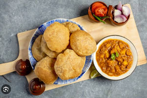 Poori With Aloo Bhaji & Achar, Chutney