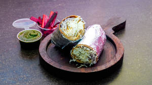 Bhuna Chicken & Cheese Paratha