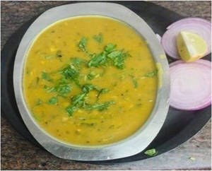 Dal Kolhapuri