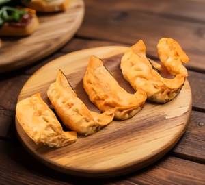 Veg Darjeeling Peri Peri Fried Momos [10 Pieces]