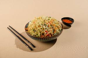 Veg Hakka Noodles