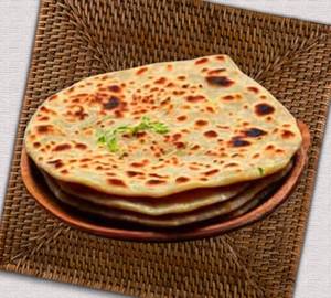 Aalu paratha + curd [2 pieces]+pickle