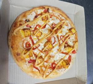 Spicy Tandoori Paneer Pizza Pie