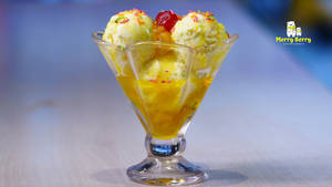 Pineapple Sundae