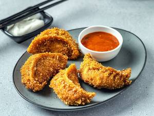 Chicken Kurkure Momo