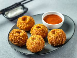 Veg Kurkure Momo