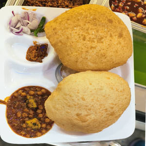 Chhole Bhature