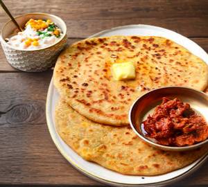 Paneer Paratha With Pickle / Thesa