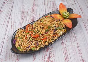 Hakka Noodles        