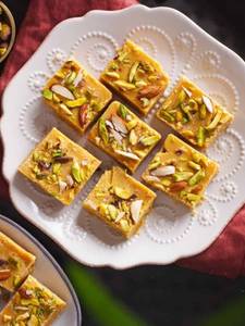 Banaras Soan Papdi [250 grams]