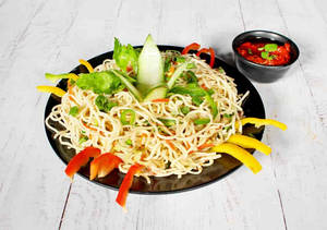 Veg Hakka Noodles