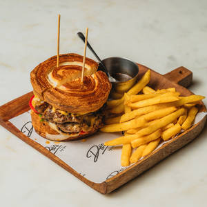 Tenderloin Chilli Cheese Burger