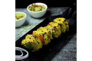 Garlic paneer tikka