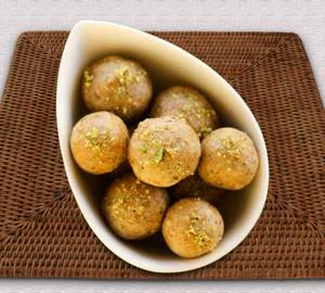 Peanut Healthy Balls ( 6 Piece)