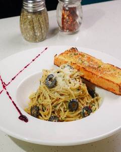 Spaghetti Aglio E Olio (650 Ml)