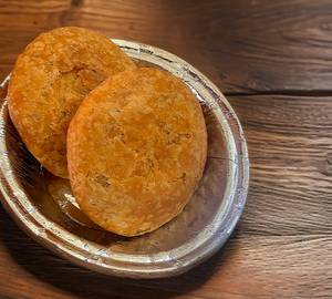 Dal Kachori [1 Piece] With Aloo Launji