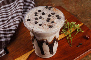Choco Chip Overload Milkshake (zorro)