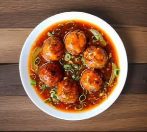 Veg Gravy Momos