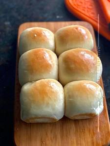 Pav [12 Pieces]