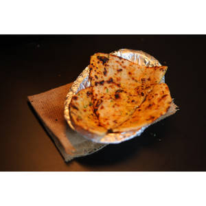 Stuffed/paneer Naan