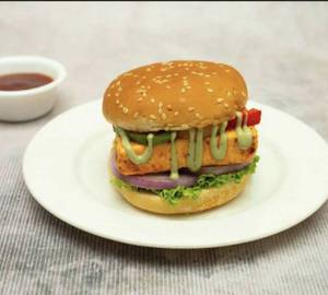 Makhani panneer burger
