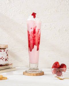 Berry Madness Strawberry Shake