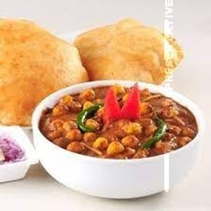 Chole Bhature (2Pcs)