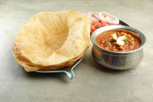 Special Chole Bhature