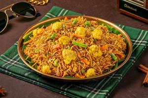 Climax Raja Vegetable Biryani (Serves 1 - 530gms)