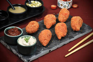 Kurkure & Crispy Paneer Momos [6 Pcs]