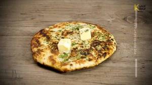 Aloo Pyaaz Kulcha