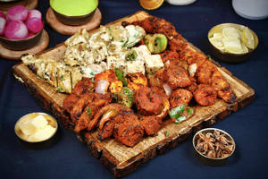 Veg Mini Platter [4 Boxes][46 Pcs] Serves 4-5