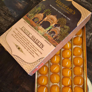 Motichoor Laddu Assorted Mithai Box [30 Pcs]