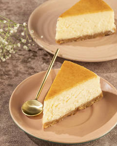 New York Cheesecake Slice