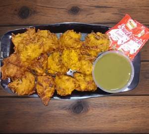 Aloo-Pyaaz Pakora