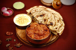 Rara Chaap Masala[300ML]+Boondi Raita[125ML]+Choice Of Breads
