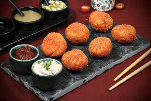 Kurkure Veg Momos [6 Pcs]