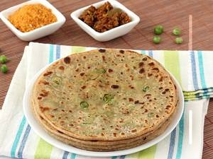 Aalu Paratha ( Without Onion And Garlic)