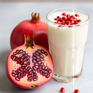 Pomegranate With Vennila Milkshake
